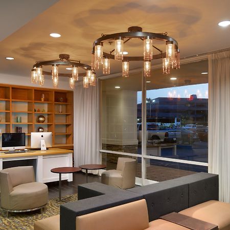 Holiday Inn Clark - Newark By Ihg Экстерьер фото