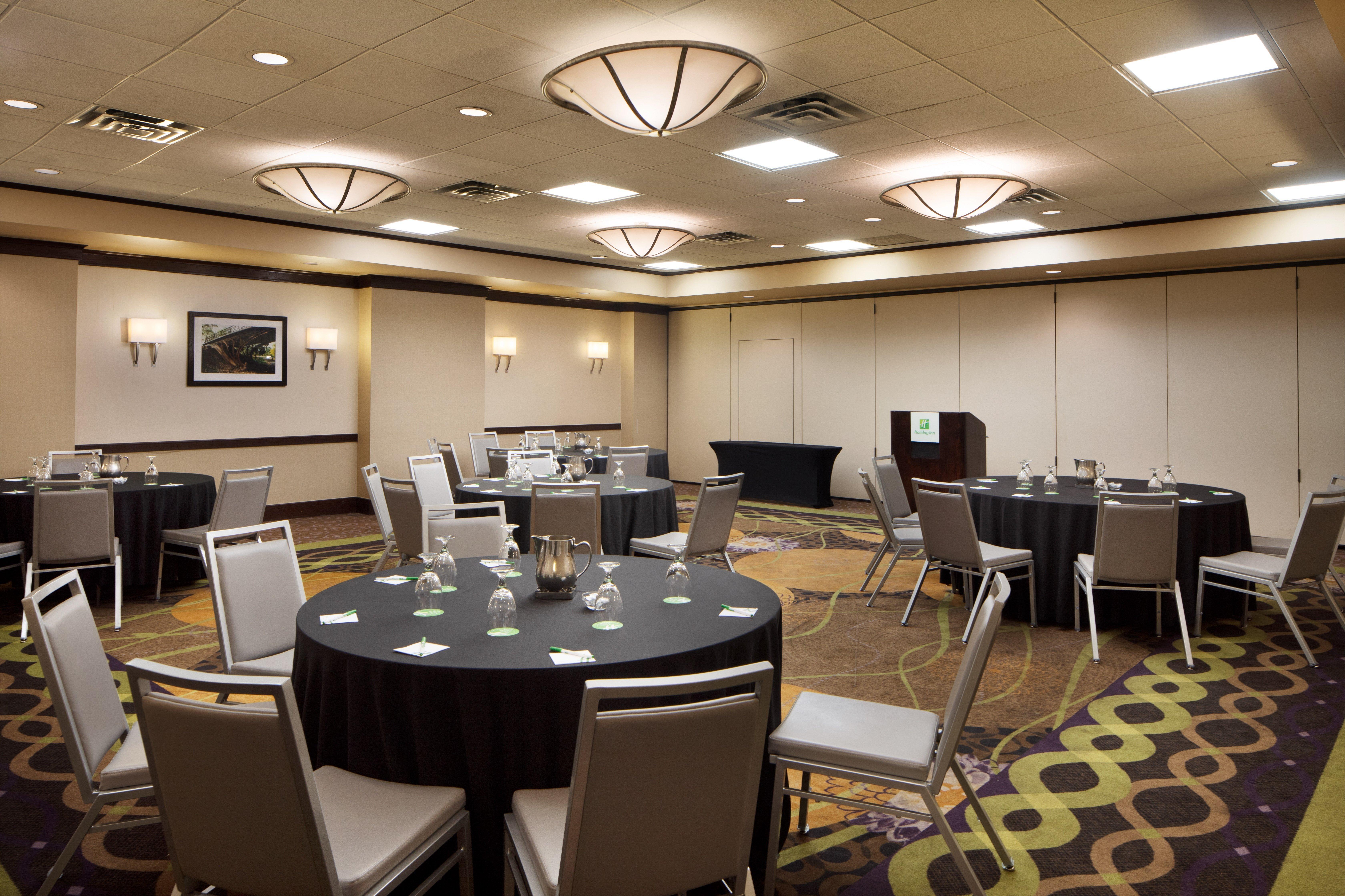 Holiday Inn Clark - Newark By Ihg Экстерьер фото