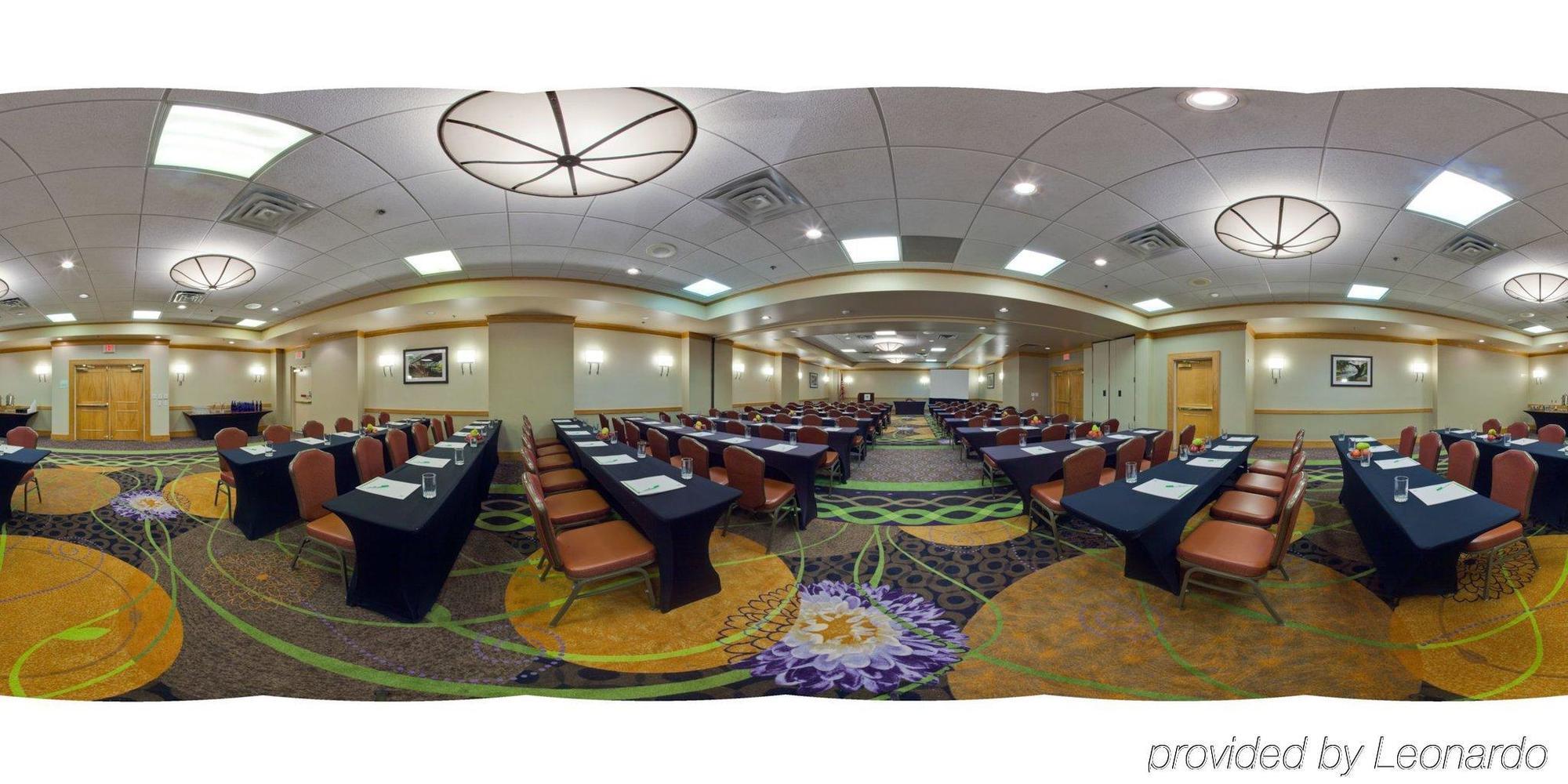 Holiday Inn Clark - Newark By Ihg Бизнес фото