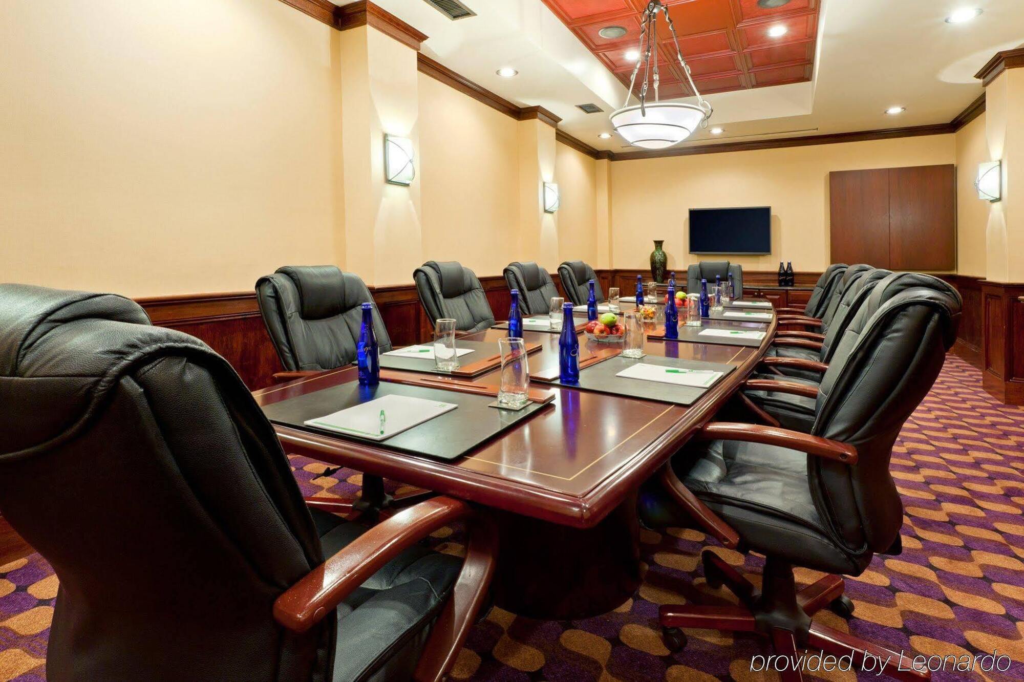 Holiday Inn Clark - Newark By Ihg Экстерьер фото